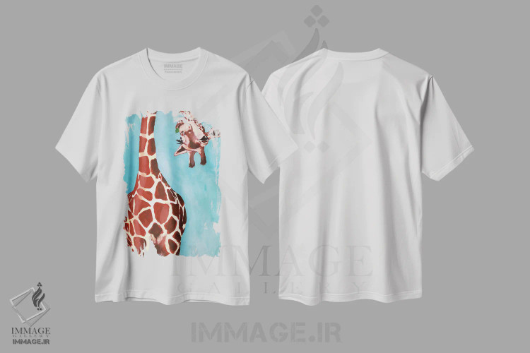تیشرت سفید طرح دار زرافه ها با برگ سبز، دکور معاصر اثر کوکو د پاریس | فروشگاه ایماژ