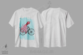 تیشرت سفید طرح دار اختاپوس روی دوچرخه، تزئینی اثر کوکو د پاریس | فروشگاه ایماژ