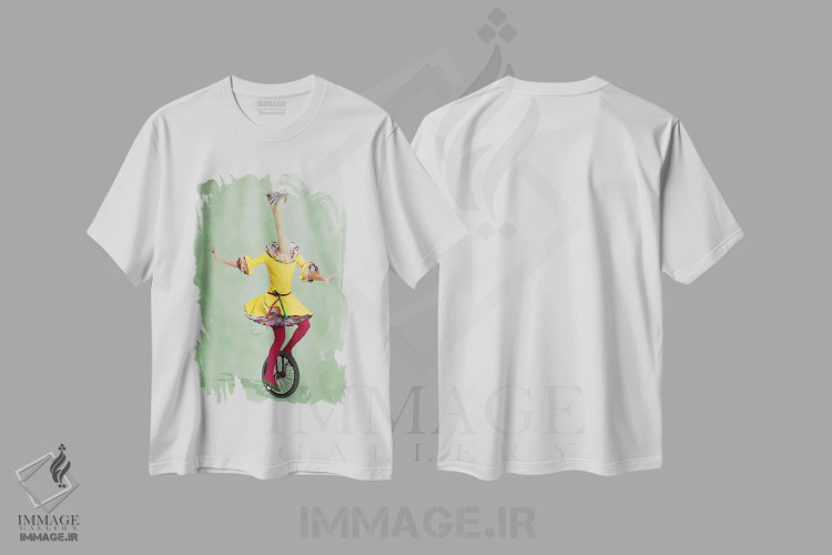 تیشرت سفید طرح دار شترمرغ با تک چرخه، تزئینی اثر کوکو د پاریس | فروشگاه ایماژ