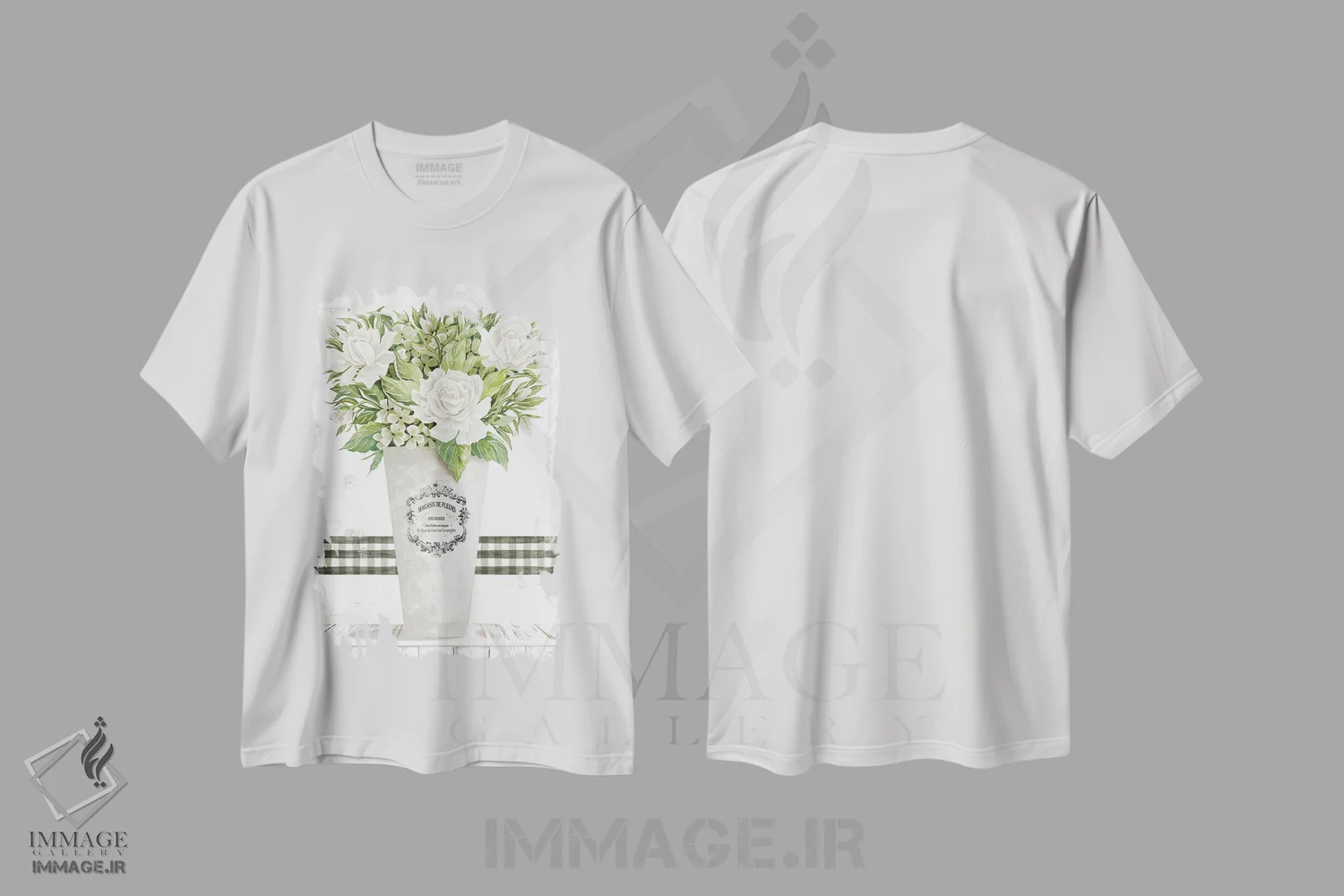 تیشرت سفید طرح دار رزهای سفید، دکور روستایی اثر سیندی جیکوبز | immage.ir