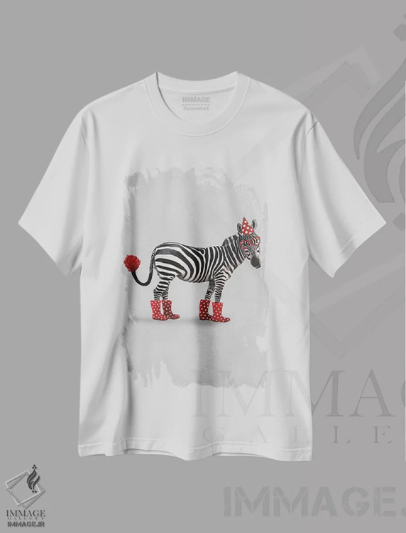 تیشرت سفید طرح دار مهمانی گورخرها، مدیوم اثر کوکو د پاریس | فروشگاه ایماژ