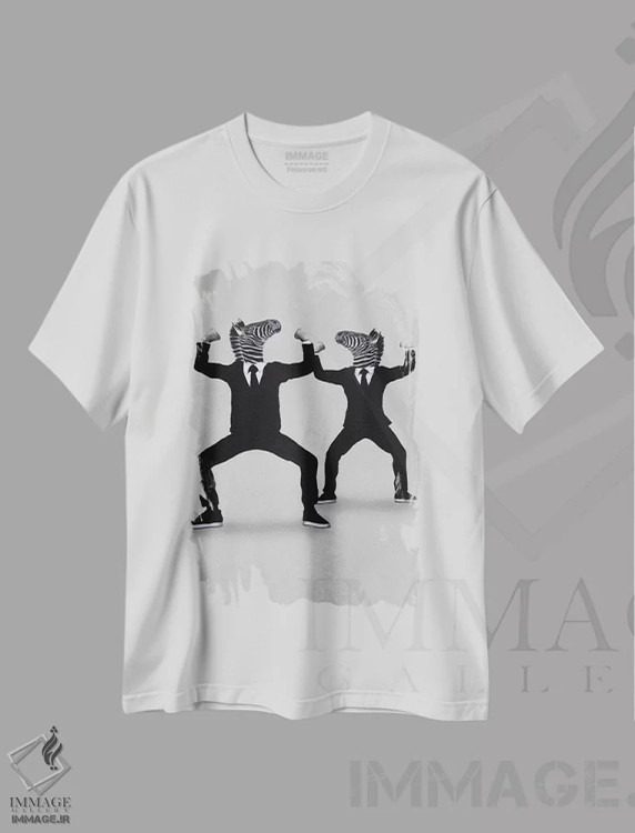 تیشرت سفید طرح دار گورخر در سبک وگ، هنر تزئینی سیاه و سفید اثر کوکو د پاریس | immage.ir