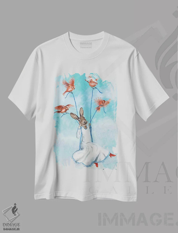 تیشرت سفید طرح دار خرگوش روی تاب با پرندگان اثر کوکو د پاریس | immage.ir