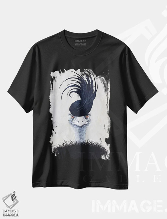تیشرت مشکی طرح دار شترمرغ با کلاه پر اثر کوکو د پاریس | فروشگاه ایماژ
