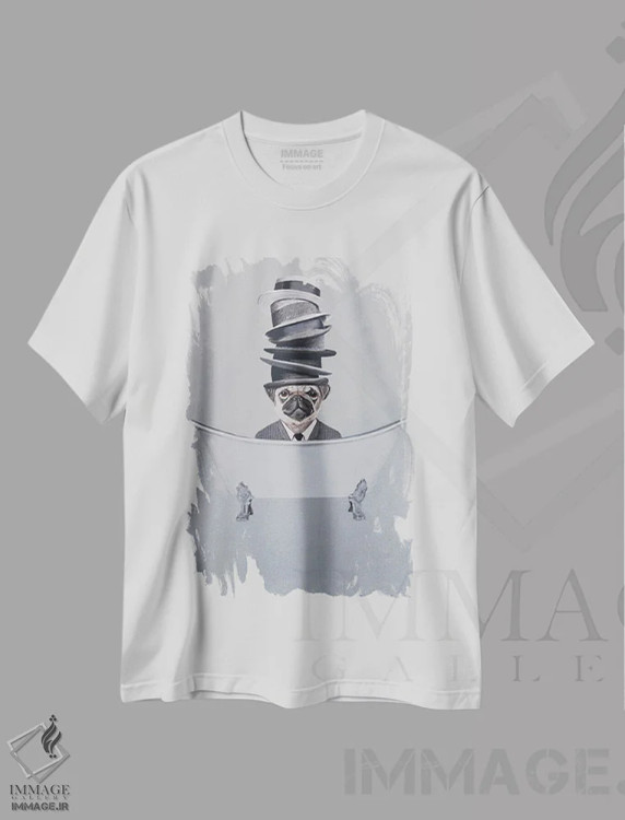 تیشرت سفید طرح دار پاگ با کلاه های روی هم در وان حمام، دکور معاصر اثر کوکو د پاریس | immage.ir