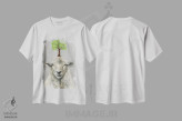 تیشرت سفید طرح دار گوسفند با یک درخت، دکور روستایی اثر کوکو د پاریس | فروشگاه ایماژ