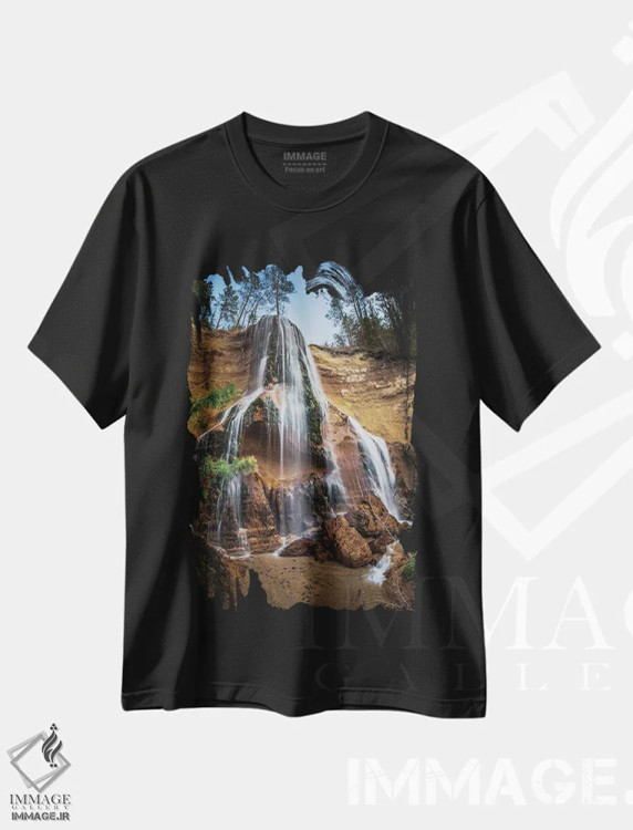 تیشرت مشکی طرح دار آبشار اسمیت، مدیوم اثر کریستوفر توماس | فروشگاه ایماژ