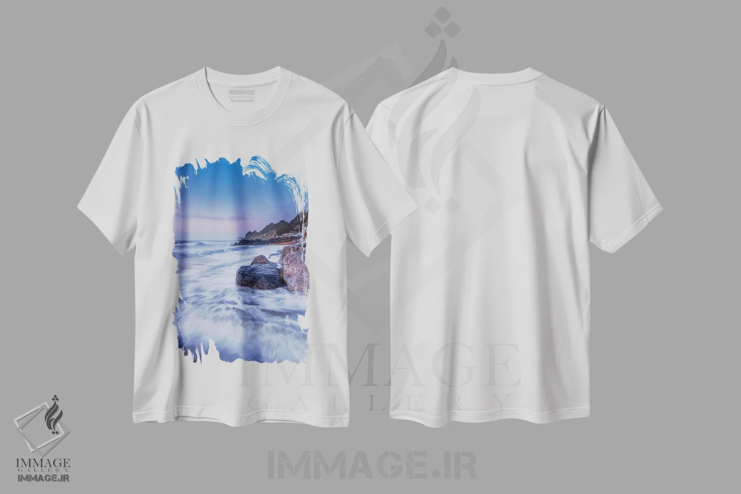 تیشرت سفید طرح دار رنگ های پاستلی خلیج استی هیل، عکاسی هنری فاخر اثر چاد پاول | immage.ir