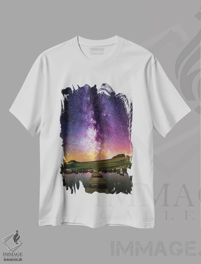 تیشرت سفید طرح دار گامی به سوی ستارگان، عکاسی هنری فاخر اثر چاد پاول | فروشگاه ایماژ