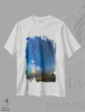 تیشرت سفید طرح دار راه آبی، عکاسی هنری فاخر اثر چاد پاول | immage.ir