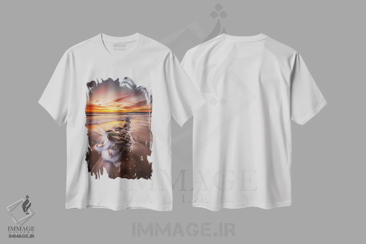 تیشرت سفید طرح دار نمای پرتره غروب خلیج کامپتون، عکاسی هنری فاخر اثر چاد پاول | immage.ir