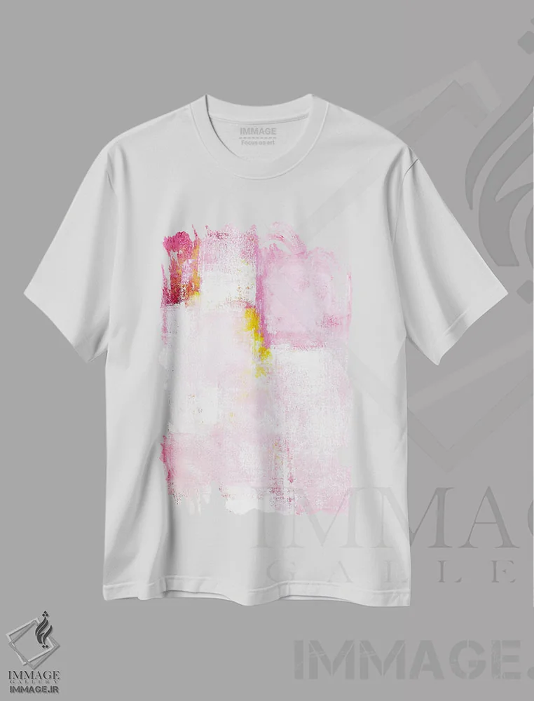 تیشرت سفید طرح دار شیرین تر شده اثر کارول لین تایس | immage.ir