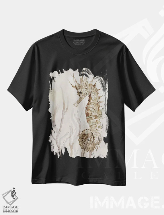 تیشرت مشکی طرح دار اسب دریایی خنثی II، دکور ساحلی اثر کارول رابینسون | immage.ir
