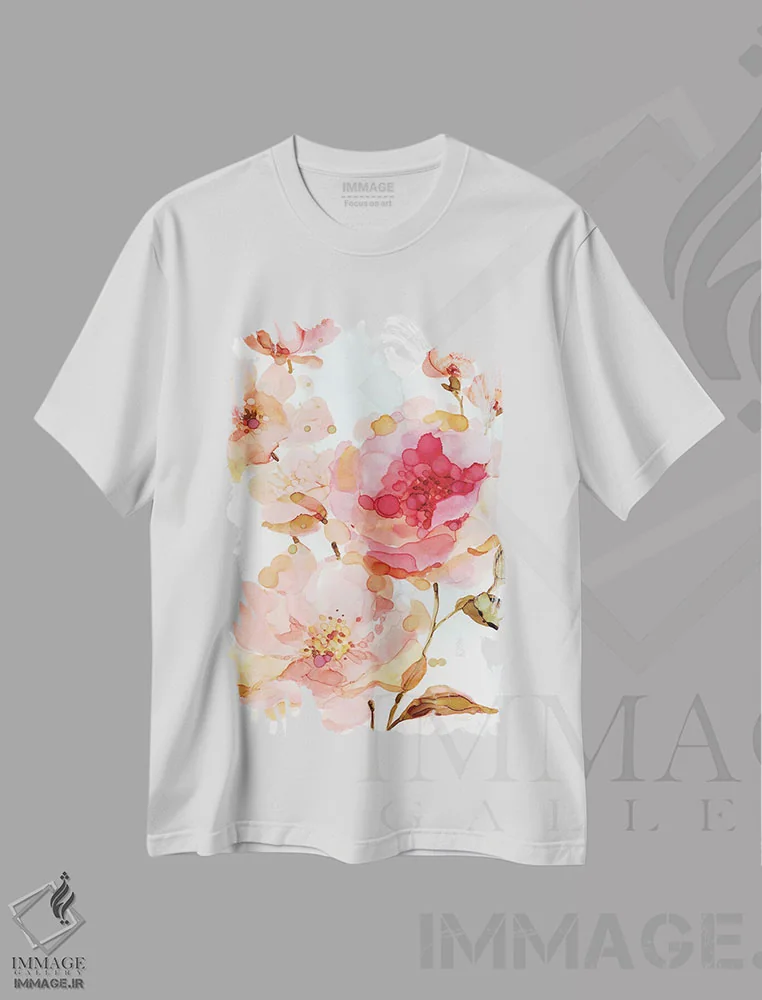 تیشرت سفید طرح دار رزهای زنده و پررنگ، دکور معاصر اثر کارول رابینسون | فروشگاه ایماژ