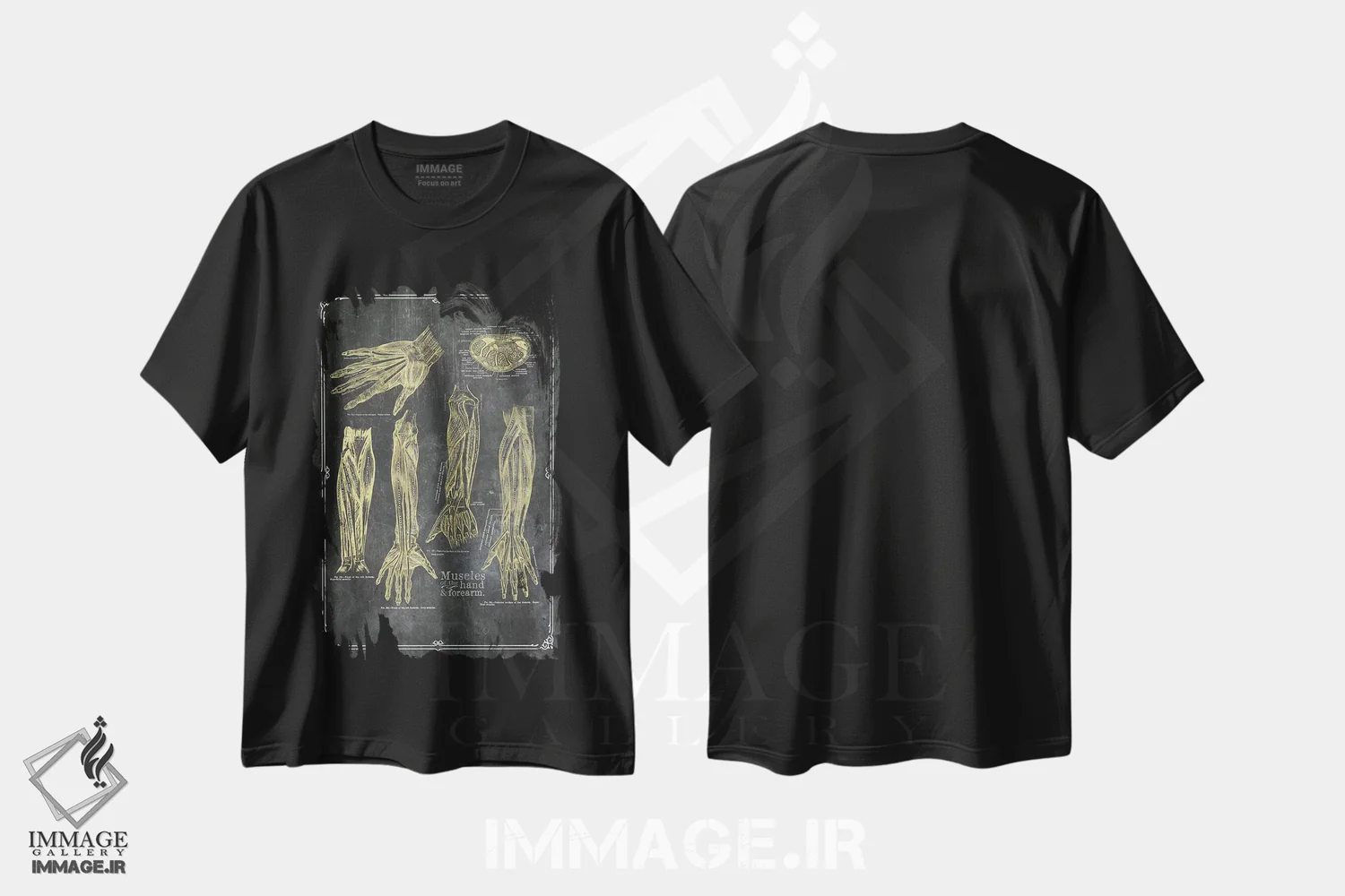 تیشرت مشکی طرح دار عضلات بازو و دست با گچ زرد، تزئینی اثر چارت اسمارت دکور | immage.ir