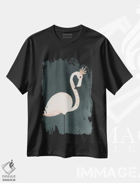 تیشرت مشکی طرح دار فلامینگو و تاج، دکور بوهمی اثر کریتینگ تارین | immage.ir