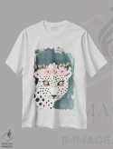 تیشرت سفید طرح دار پلنگ با تاج گل، دکور بوهمی اثر کریتینگ تارین | immage.ir