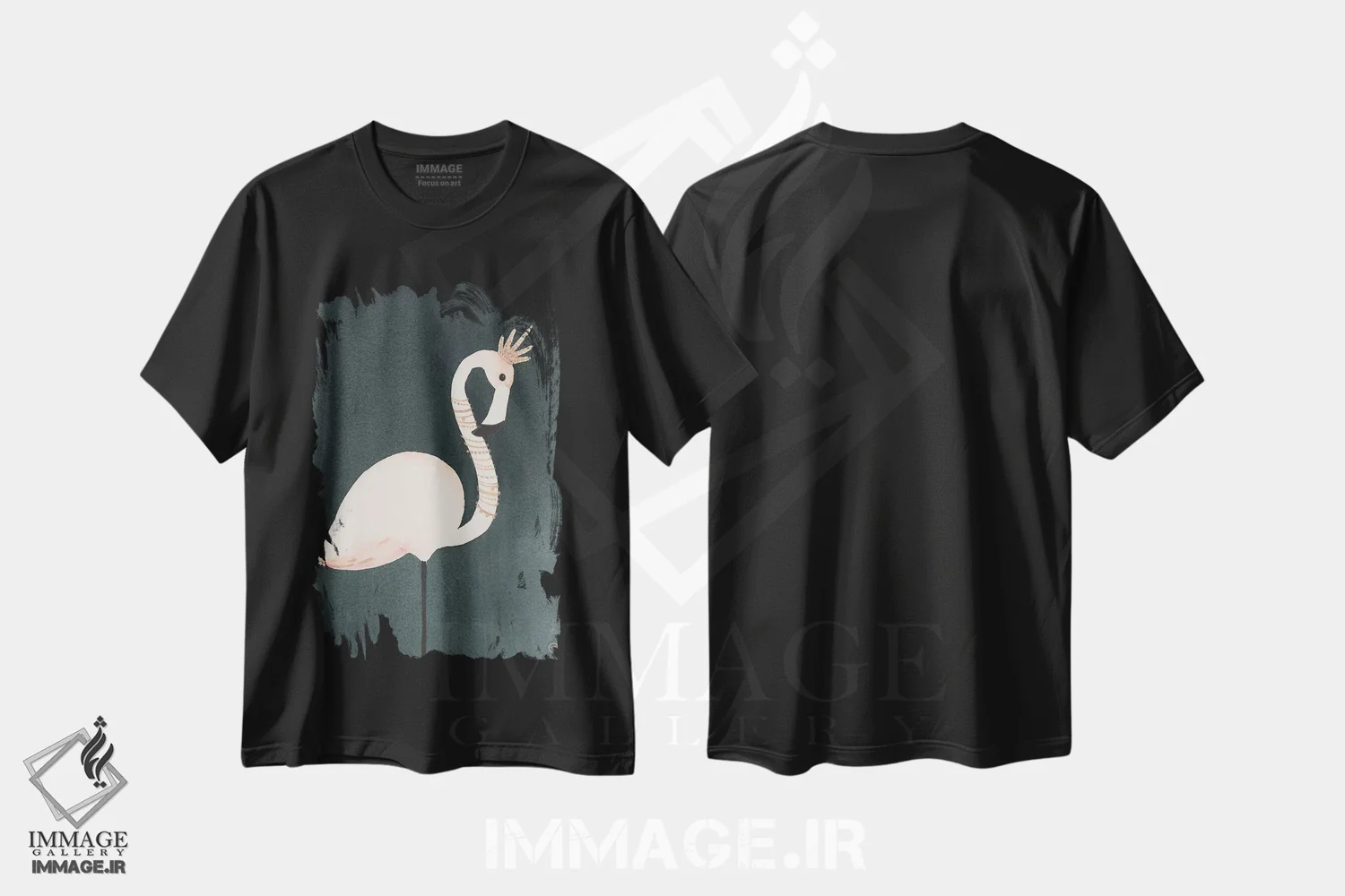 تیشرت مشکی طرح دار فلامینگو و تاج، دکور بوهمی اثر کریتینگ تارین | immage.ir