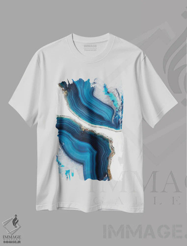 تیشرت سفید طرح دار اگات آبی، آبستره اثر امانوئلا کاراتونی | فروشگاه ایماژ