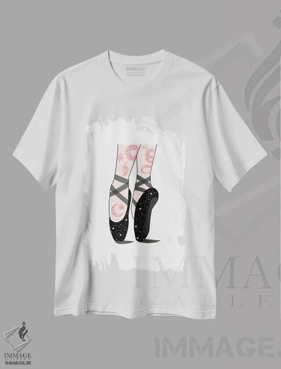 تیشرت سفید طرح دار باله فضایی، تزئینی اثر امانوئلا کاراتونی | فروشگاه ایماژ