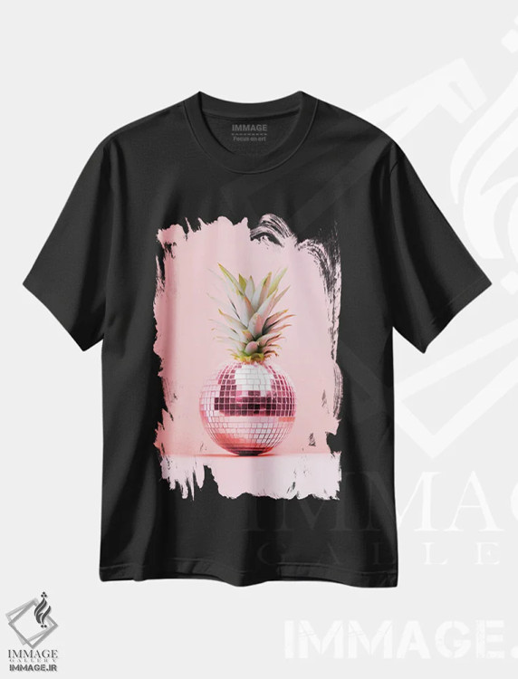 تیشرت مشکی طرح دار آناناس هلو فاز، تزئینی اثر امانوئلا کاراتونی | immage.ir