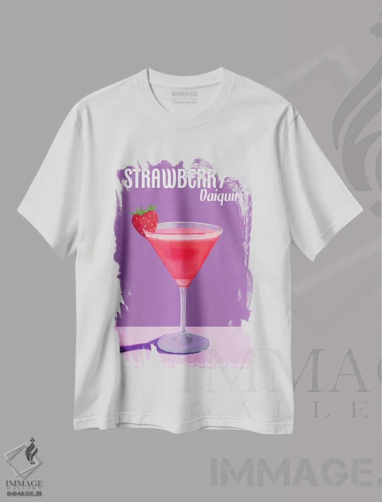 تیشرت سفید طرح دار کوکتل دایکوری توت فرنگی، هنر دیجیتال اثر امانوئلا کاراتونی | فروشگاه ایماژ