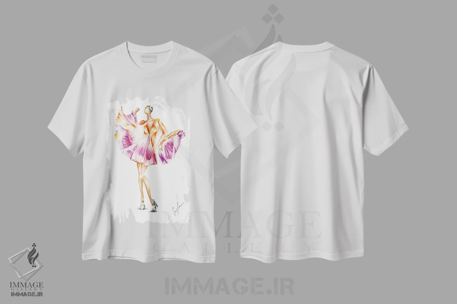 تیشرت سفید طرح دار پلیسه روی پلیسه، تزئینی اثر کلر تامپسون | immage.ir