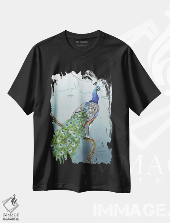 تیشرت مشکی طرح دار باشکوه مثل یک طاووس، تزئینی اثر کریستین ریشو | immage.ir