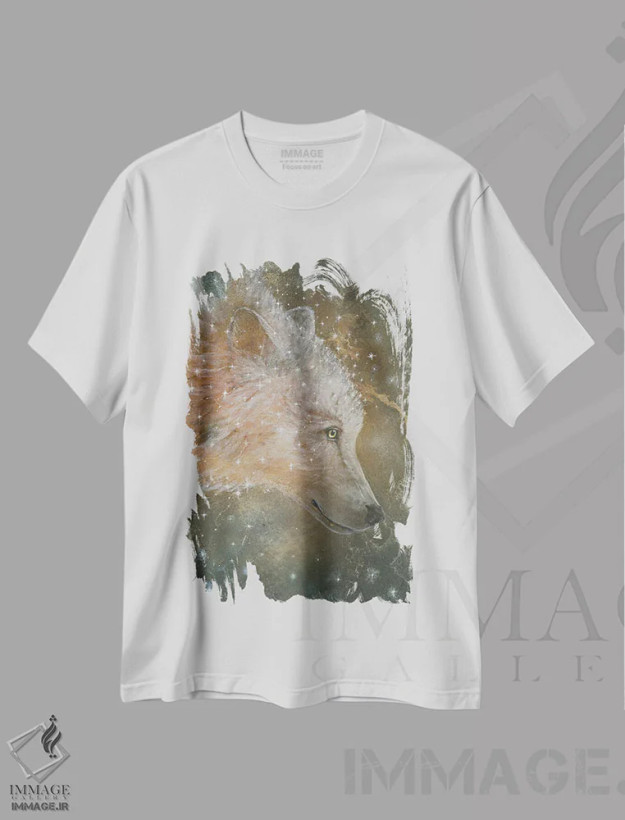 تیشرت سفید طرح دار گرگ ستاره ای، دکور کلبه و لژ اثر کتی مک کللند | فروشگاه ایماژ