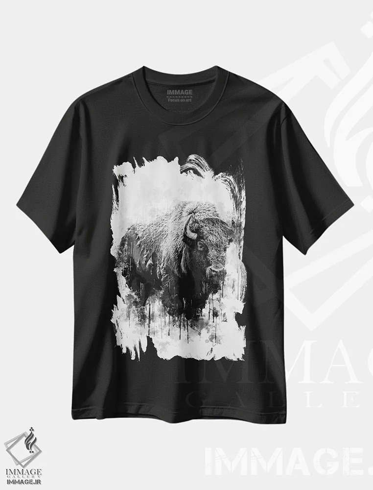 تیشرت مشکی طرح دار گاومیش کوهان دار سیاه و سفید، تزئینی اثر کورنل ولاد | فروشگاه ایماژ