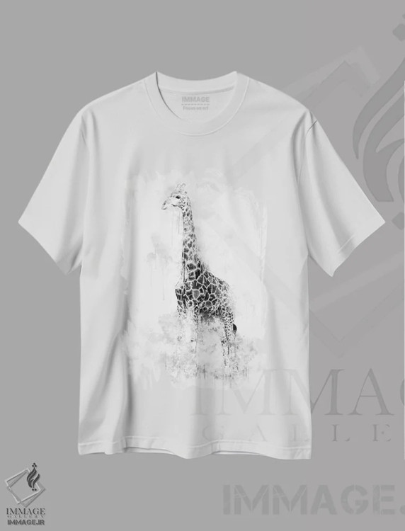 تیشرت سفید طرح دار زرافه سیاه و سفید، تزئینی اثر کورنل ولاد | immage.ir