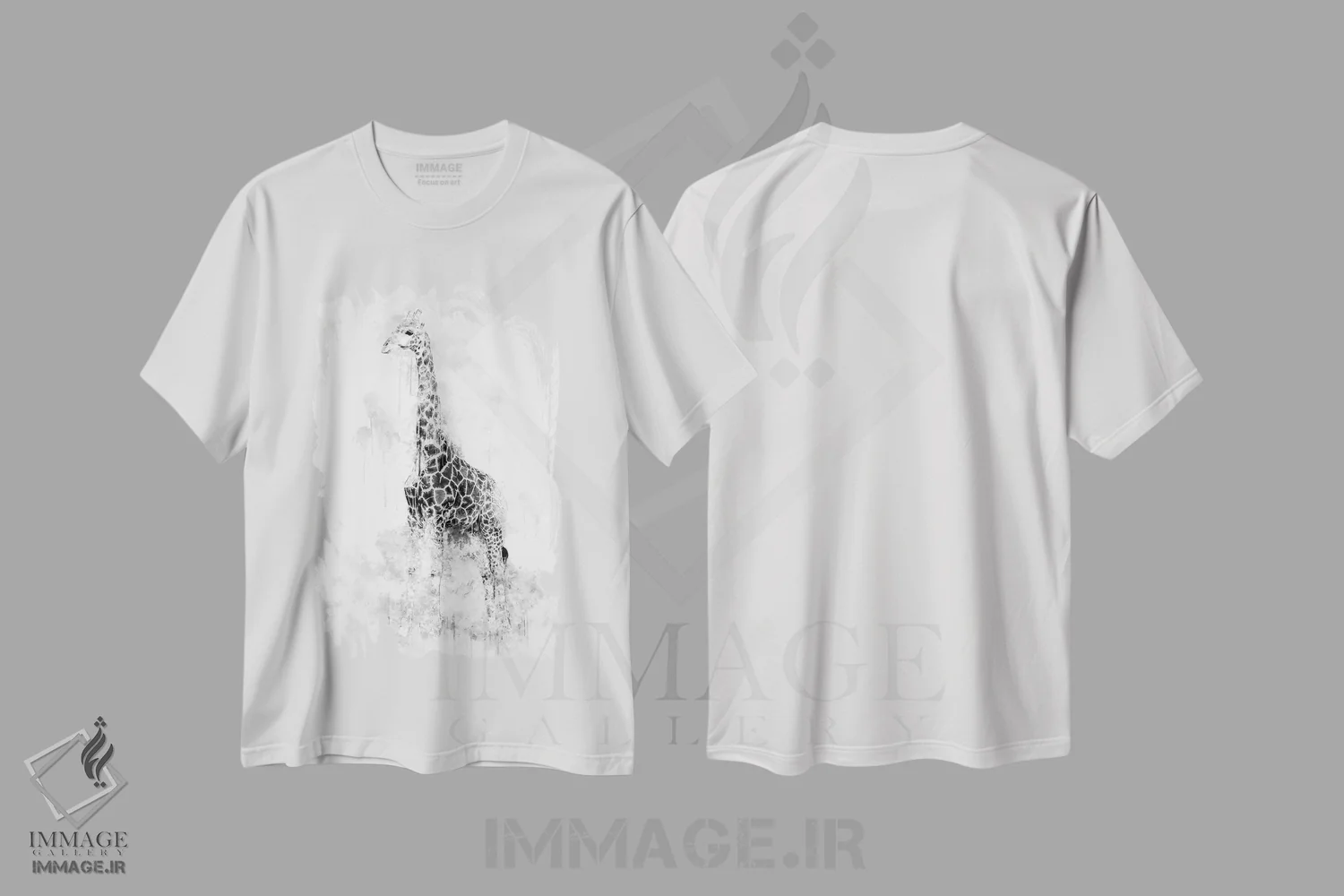 تیشرت سفید طرح دار زرافه سیاه و سفید، تزئینی اثر کورنل ولاد | immage.ir