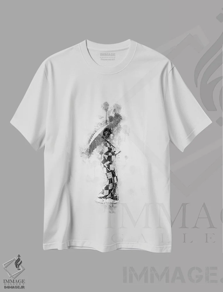 تیشرت سفید طرح دار دختر ژاپنی سیاه و سفید، تزئینی اثر کورنل ولاد | فروشگاه ایماژ