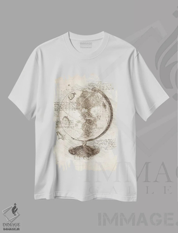 تیشرت سفید طرح دار کُره جغرافیایی، دکوراسیون جایگزین اثر کورنل ولاد | immage.ir
