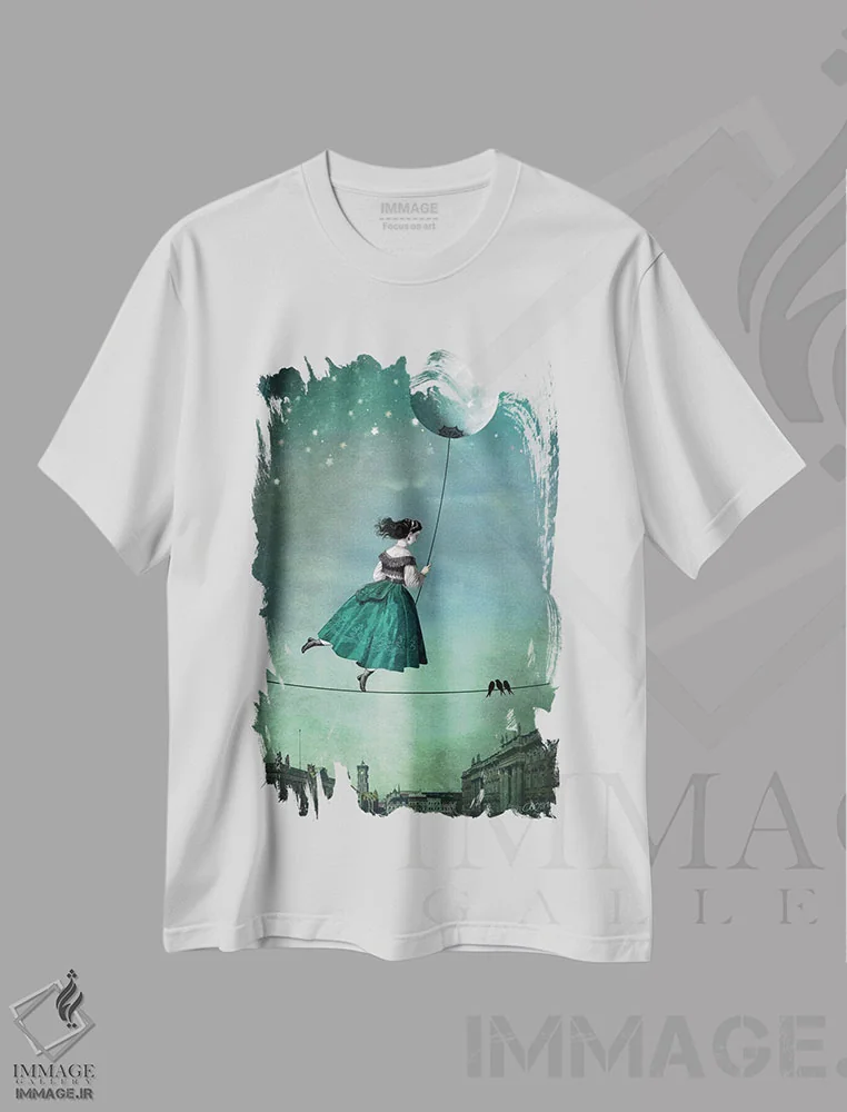 تیشرت سفید طرح دار گام ماه، هنر فاخر معاصر اثر کاترین ولز-استاین | فروشگاه ایماژ