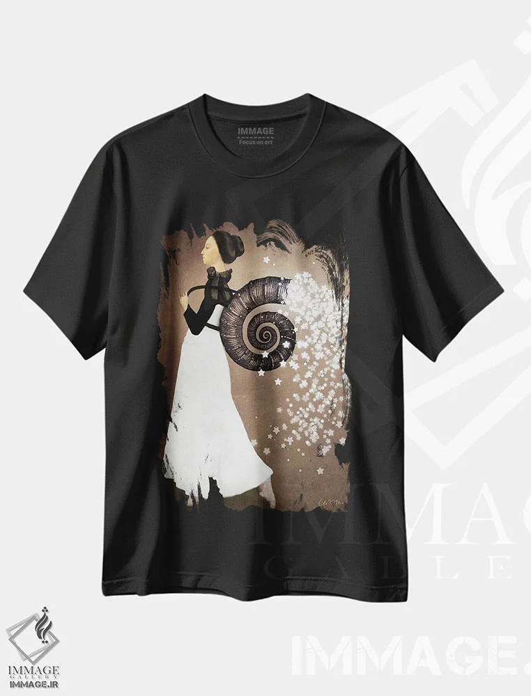 تیشرت مشکی طرح دار پری ستاره ای، هنر فاخر معاصر اثر کاترین ولز-استاین | immage.ir