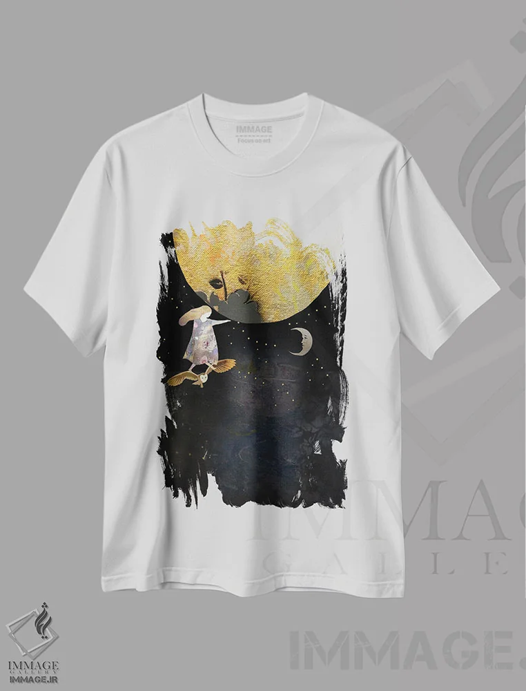 تیشرت سفید طرح دار ماه را لمس کن، هنر دیجیتال اثر کلر وست وود | فروشگاه ایماژ