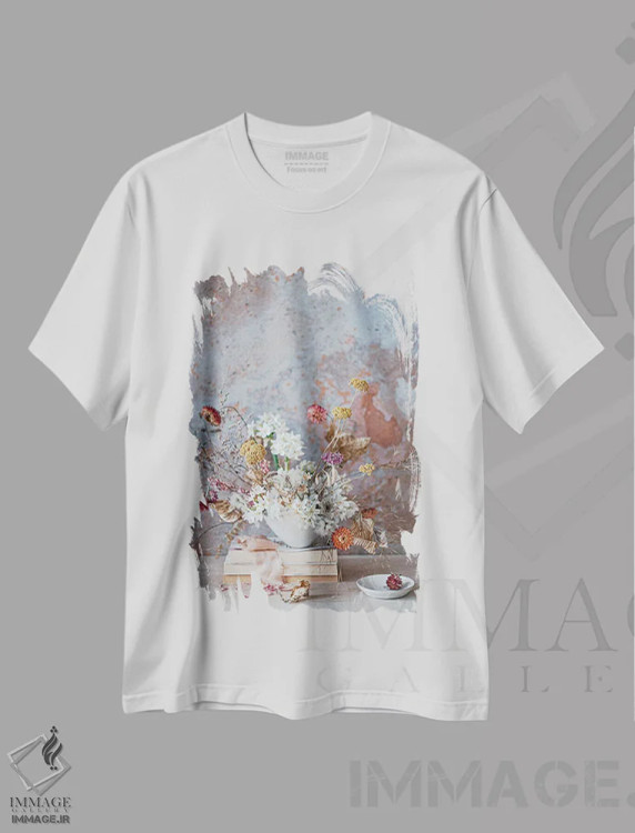 تیشرت سفید طرح دار نرگس کاغذی، مدیوم اثر کورنلیا وبر | immage.ir