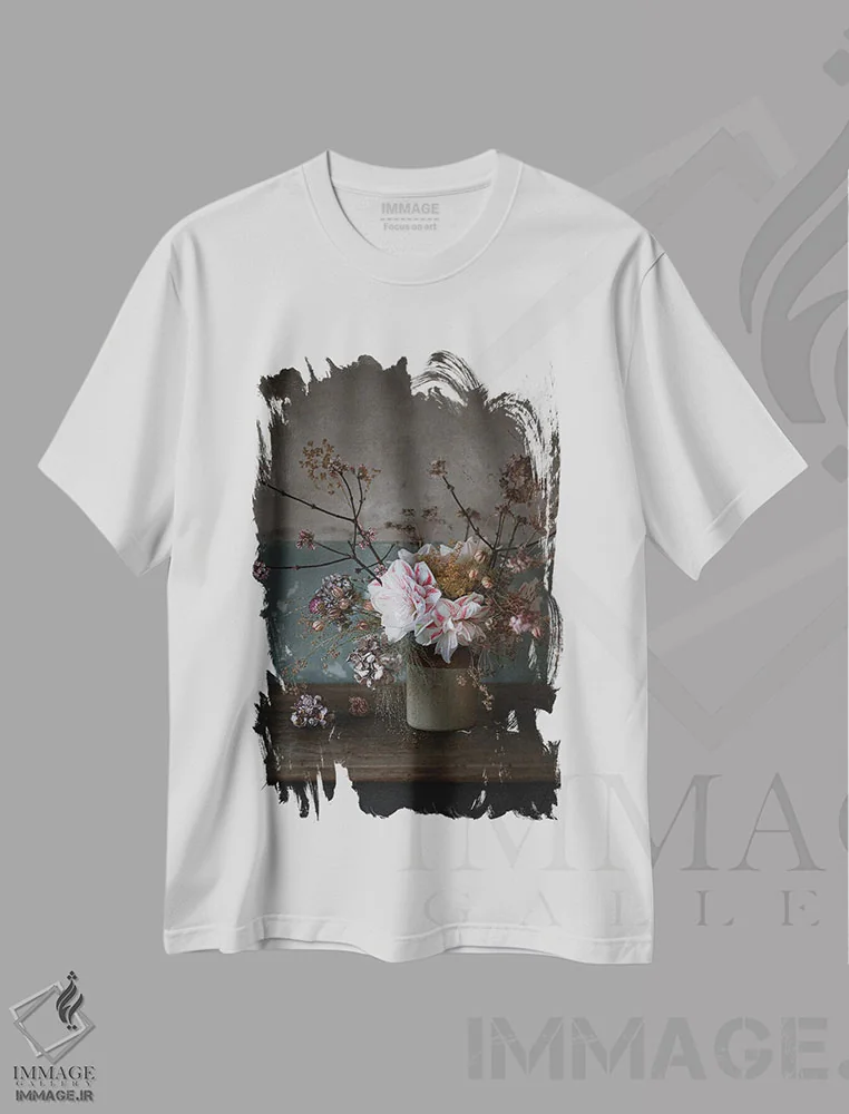 تیشرت سفید طرح دار آمارلیس "نیِمف"، مدیوم اثر کورنلیا وبر | فروشگاه ایماژ