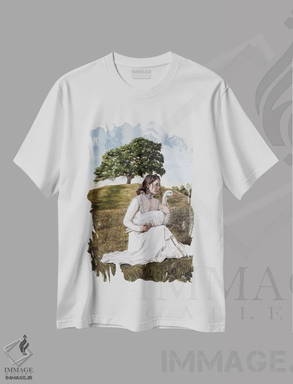 تیشرت سفید طرح دار سفر شگفت انگیز، هنر فاخر معاصر اثر کریستینا ریج وی | immage.ir