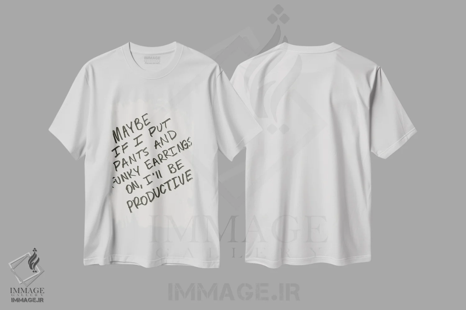 تیشرت سفید طرح دار کار از خانه، تزئینی اثر کروموآی | immage.ir
