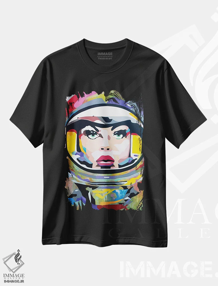 تیشرت مشکی طرح دار دختر فضایی، هنر فاخر اثر داز | فروشگاه ایماژ