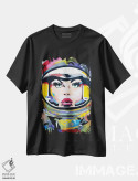 تیشرت مشکی طرح دار دختر فضایی، هنر فاخر اثر داز | فروشگاه ایماژ