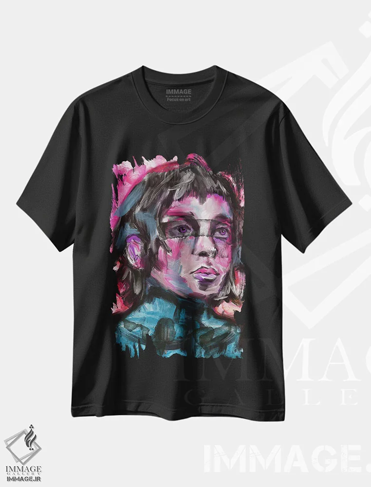 تیشرت مشکی طرح دار شجاعت، دکور معاصر اثر دائو زد | immage.ir