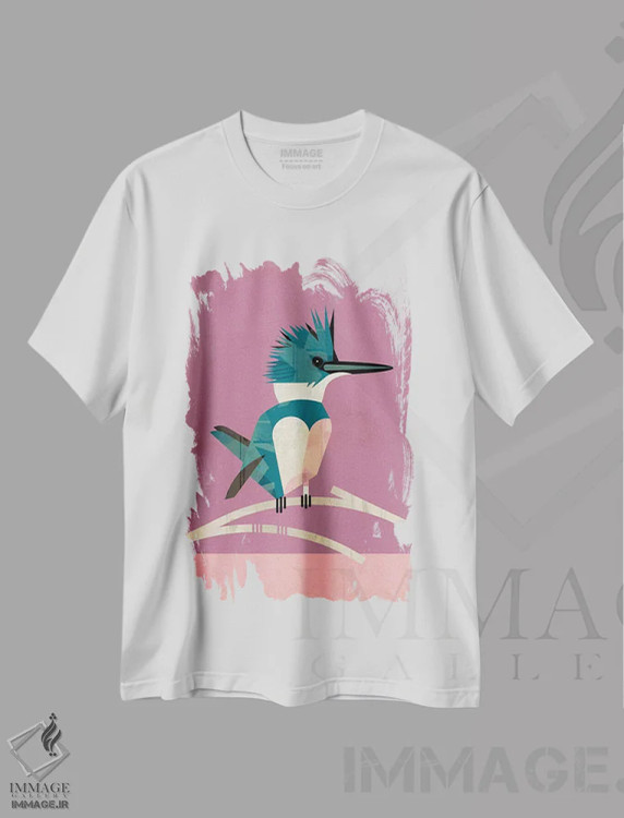 تیشرت سفید طرح دار مرغ ماهی خوار، تزئینی اثر دیتِر براون | immage.ir
