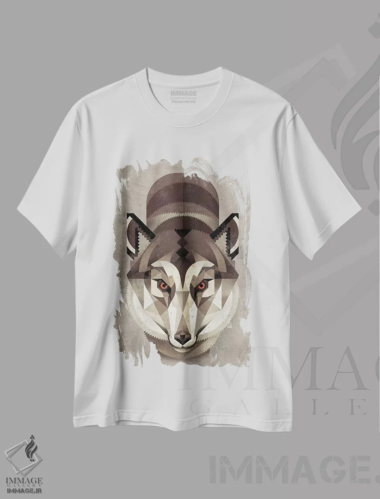 تیشرت سفید طرح دار گرگ، تزئینی اثر دیتِر براون | immage.ir