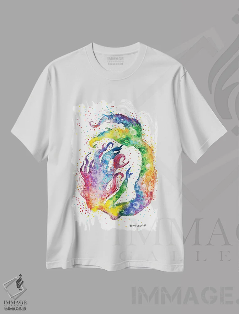 تیشرت سفید طرح دار پاشیدن آب، هنر فاخر معاصر اثر دیو بارتولت | immage.ir