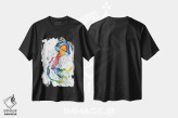 تیشرت مشکی طرح دار عروس دریایی رنگین کمانی، دکور ساحلی اثر دیو بارتولت | immage.ir