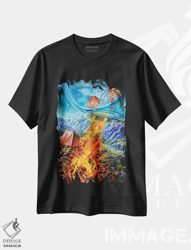 تیشرت مشکی طرح دار سفر کمپینگ، هنر فاخر معاصر اثر درک تورکوت | immage.ir