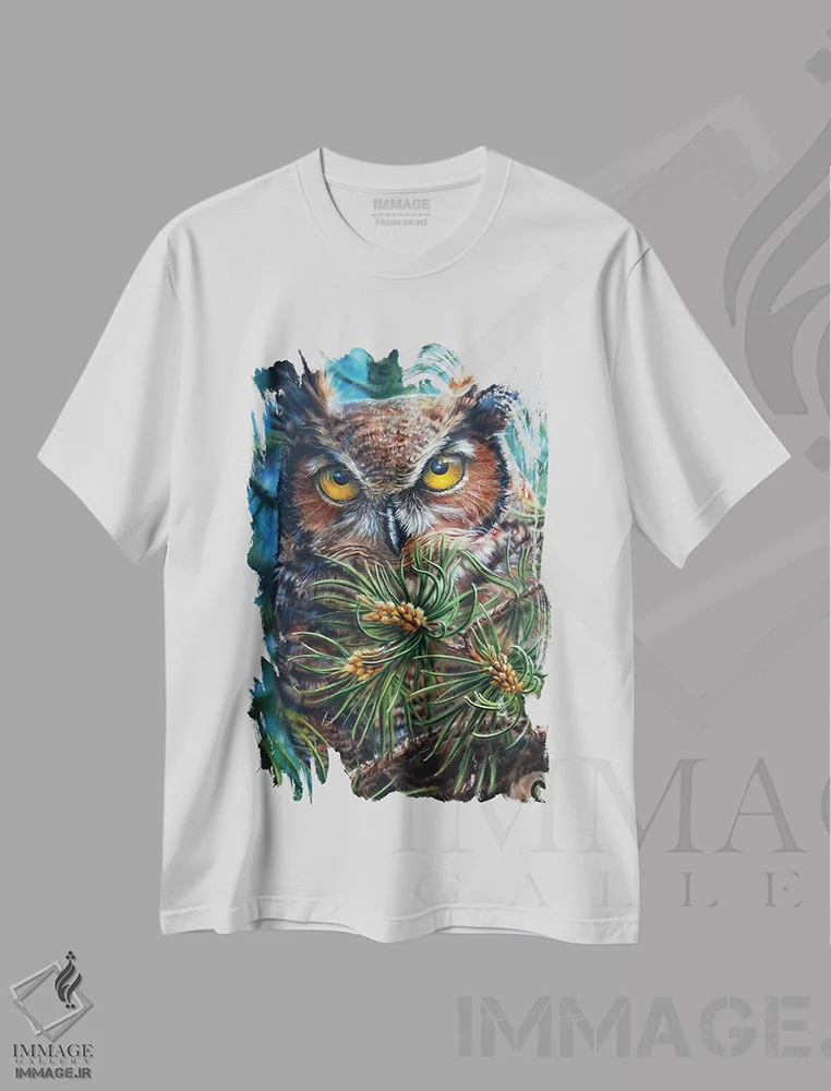 تیشرت سفید طرح دار شاخ بزرگ، هنر فاخر معاصر اثر درک تورکوت | فروشگاه ایماژ